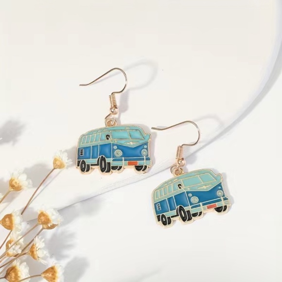 🆕New Cartoon Enamel Retro Bus, Motorcycle,Roller Skates, Graduation Cap Earrings - Picture 2 of 14